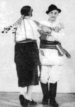 Egyhzaskozrra (Baranya m.) teleplt klzsei (Moldva) csngk pros forg tnca (1970-es vek)
