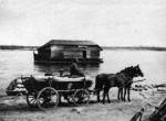 11. Hajmalom a Mosoni-Dunn, a parton „csvrkocsi”. Timaffy Lszl felvtele, 1936 (Nprajzi Mzeum, Budapest)