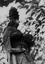 108. Szent Orbn szobra a szlskertben, Nagyctny (v. Nyitra megye). Kunkovcs Lszl felvtele, 1981