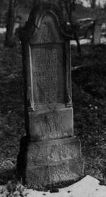 62. Paraszti kfarag ltal ksztett srk evanglikus temetben, Legnd (Ngrd megye). Kunt Ern felvtele, 1980
