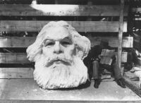 Mllner Jnos: Marx feje, a millenniumi emlkm egy rsze, 1919. prilis