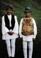 XVI. Men wearing their costumes 